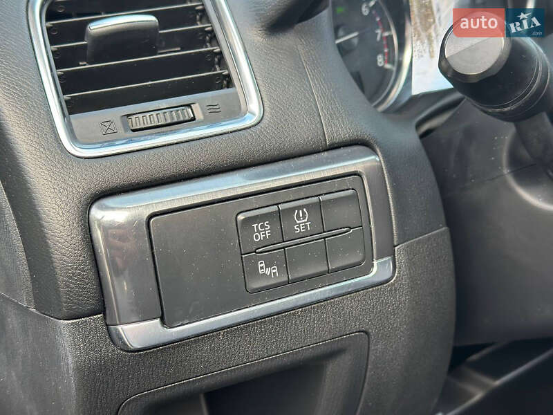 Позашляховик / Кросовер Mazda CX-5 2016 в Дніпрі фото 14 Позашляховик / Кросовер Mazda CX-5 2016 в Дніпрі