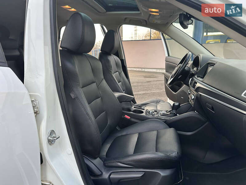 Позашляховик / Кросовер Mazda CX-5 2016 в Дніпрі фото 31 Позашляховик / Кросовер Mazda CX-5 2016 в Дніпрі
