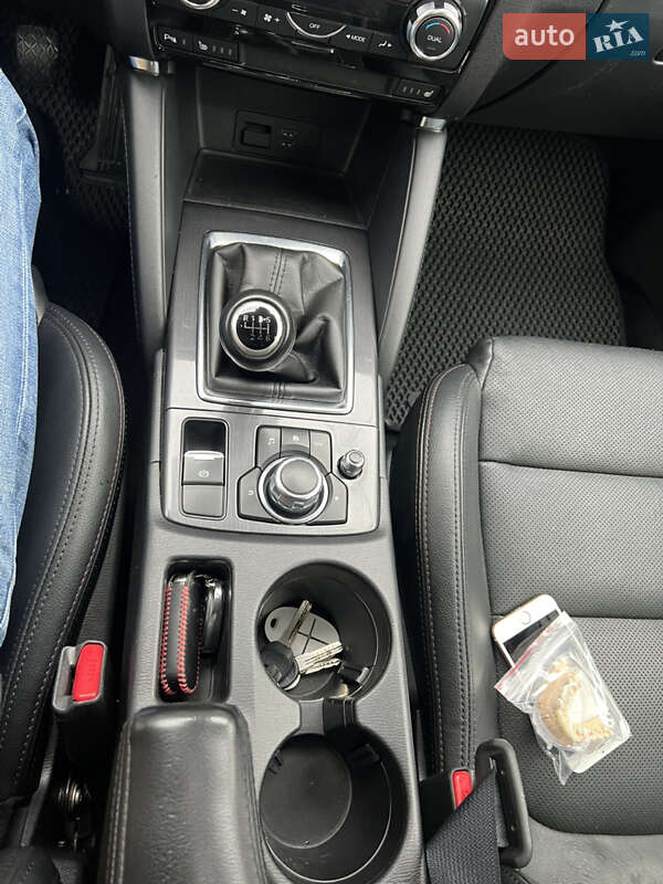 Позашляховик / Кросовер Mazda CX-5 2015 в Коломиї