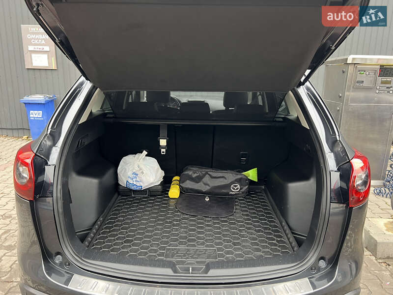 Позашляховик / Кросовер Mazda CX-5 2015 в Коломиї