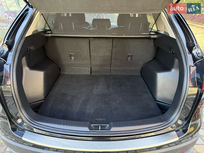 Позашляховик / Кросовер Mazda CX-5 2015 в Луцьку