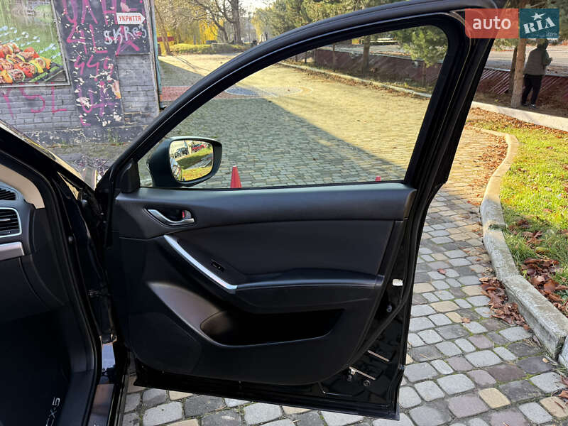Позашляховик / Кросовер Mazda CX-5 2015 в Луцьку