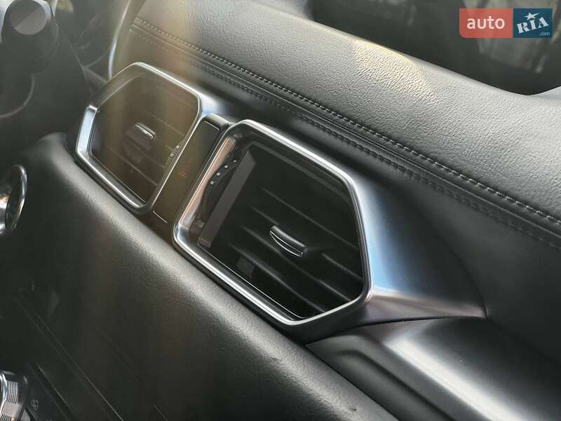 Внедорожник / Кроссовер Mazda CX-5 2018 в Ахтырке фото 38 Внедорожник / Кроссовер Mazda CX-5 2018 в Ахтырке