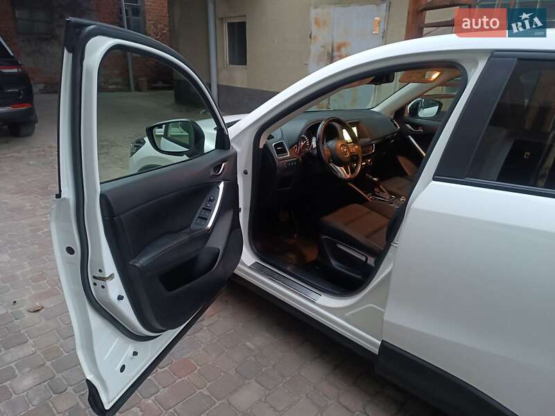 Внедорожник / Кроссовер Mazda CX-5 2016 в Лубнах