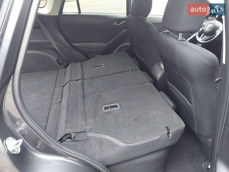 Внедорожник / Кроссовер Mazda CX-5 2015 в Новоархангельске