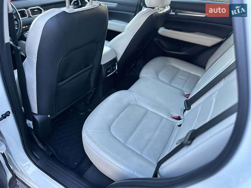 Позашляховик / Кросовер Mazda CX-5 2017 в Львові фото 9 Позашляховик / Кросовер Mazda CX-5 2017 в Львові