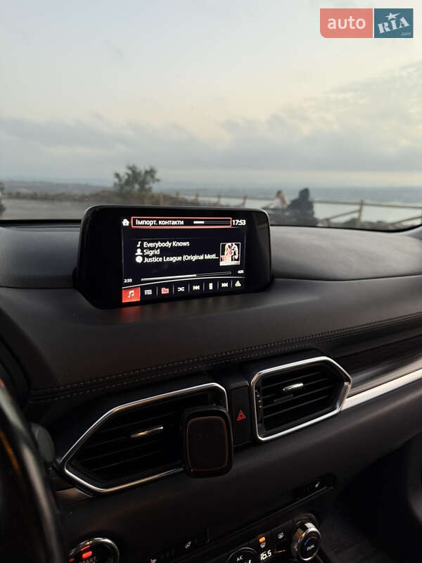 Позашляховик / Кросовер Mazda CX-5 2017 в Києві