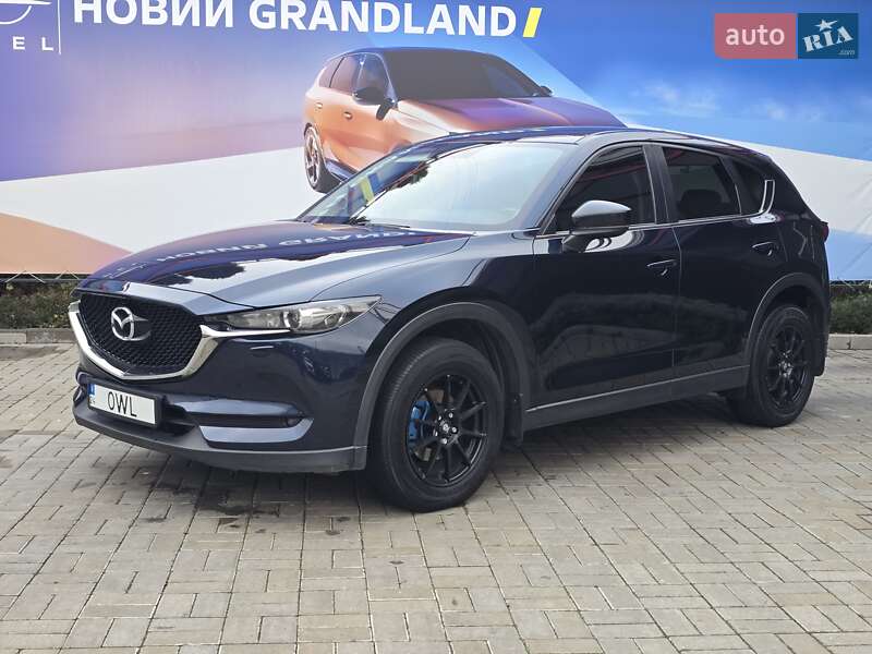 Позашляховик / Кросовер Mazda CX-5 2017 в Черкасах фото 3 Позашляховик / Кросовер Mazda CX-5 2017 в Черкасах