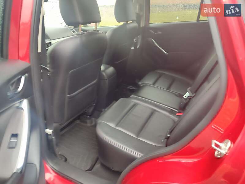 Внедорожник / Кроссовер Mazda CX-5 2016 в Луцке