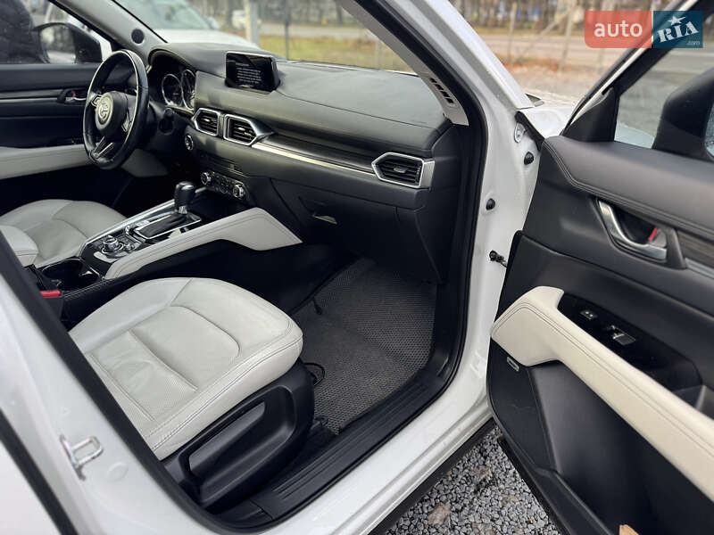 Позашляховик / Кросовер Mazda CX-5 2017 в Львові
