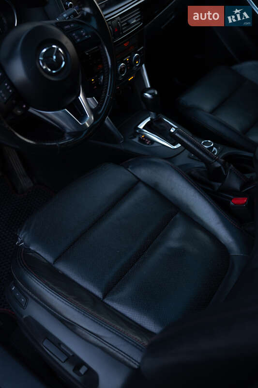 Позашляховик / Кросовер Mazda CX-5 2014 в Дубні