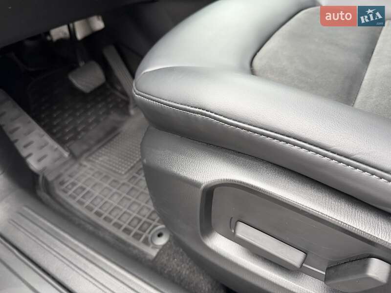 Внедорожник / Кроссовер Mazda CX-5 2020 в Киеве