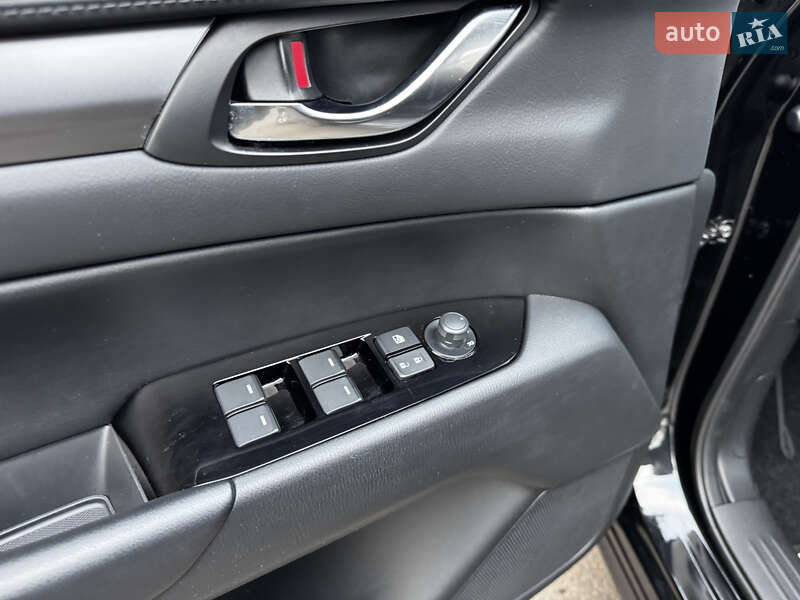 Внедорожник / Кроссовер Mazda CX-5 2024 в Киеве