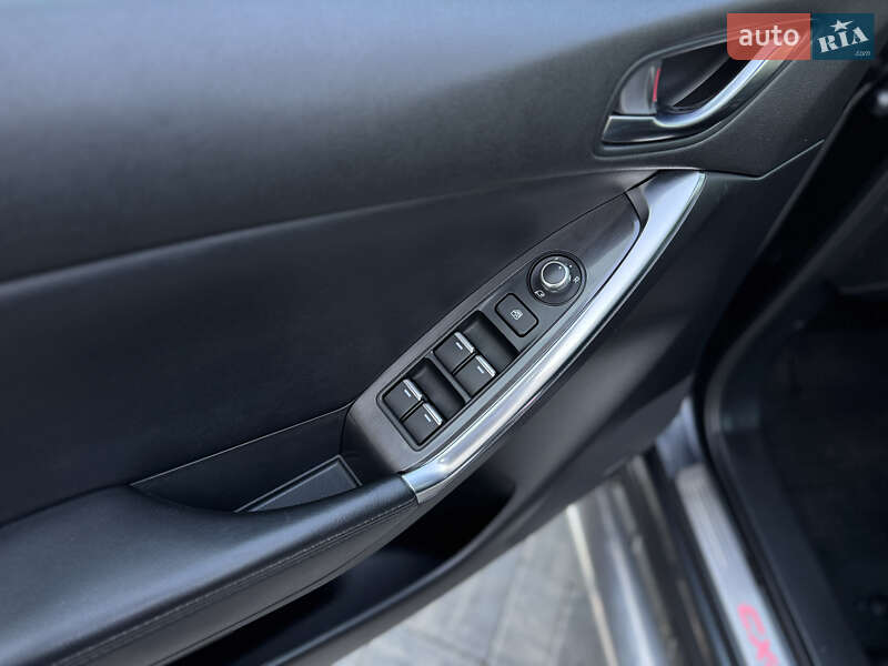 Позашляховик / Кросовер Mazda CX-5 2015 в Луцьку