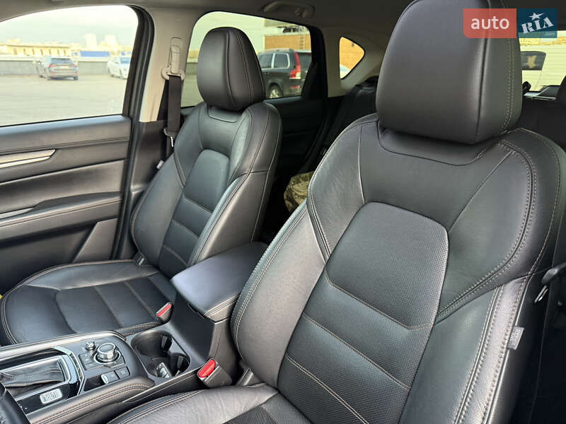 Позашляховик / Кросовер Mazda CX-5 2018 в Києві фото 43 Позашляховик / Кросовер Mazda CX-5 2018 в Києві