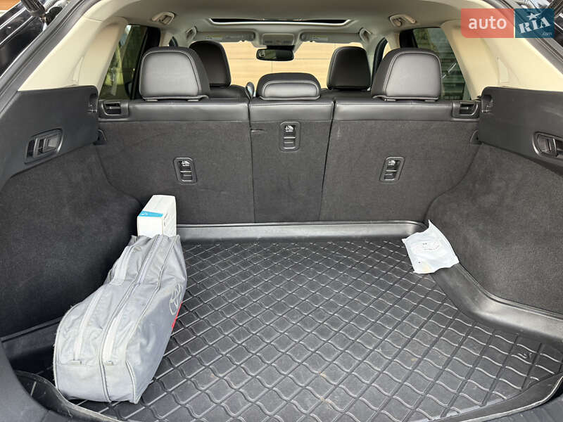 Позашляховик / Кросовер Mazda CX-5 2018 в Києві фото 77 Позашляховик / Кросовер Mazda CX-5 2018 в Києві