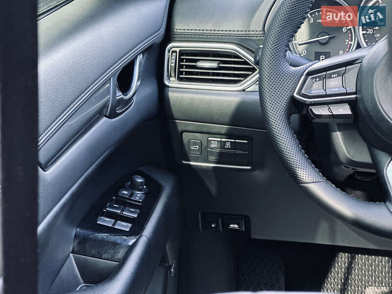 Внедорожник / Кроссовер Mazda CX-5 2018 в Кременчуге