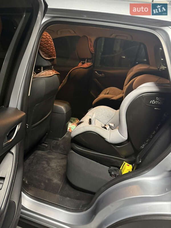 Внедорожник / Кроссовер Mazda CX-5 2016 в Киеве