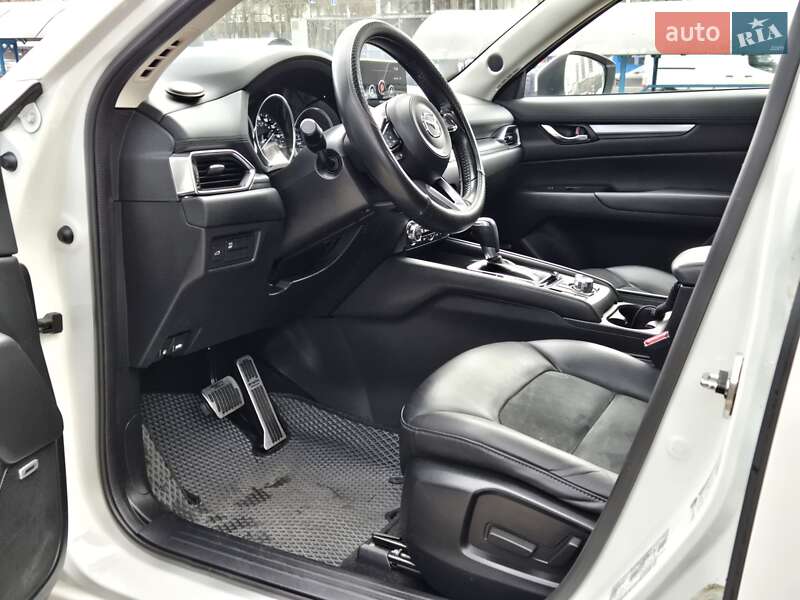 Позашляховик / Кросовер Mazda CX-5 2017 в Києві фото 8 Позашляховик / Кросовер Mazda CX-5 2017 в Києві