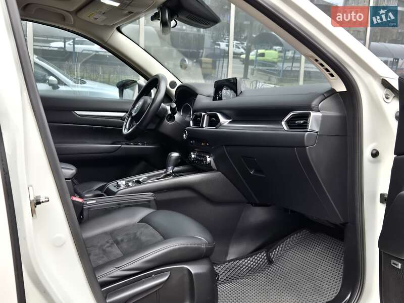 Позашляховик / Кросовер Mazda CX-5 2017 в Києві фото 10 Позашляховик / Кросовер Mazda CX-5 2017 в Києві