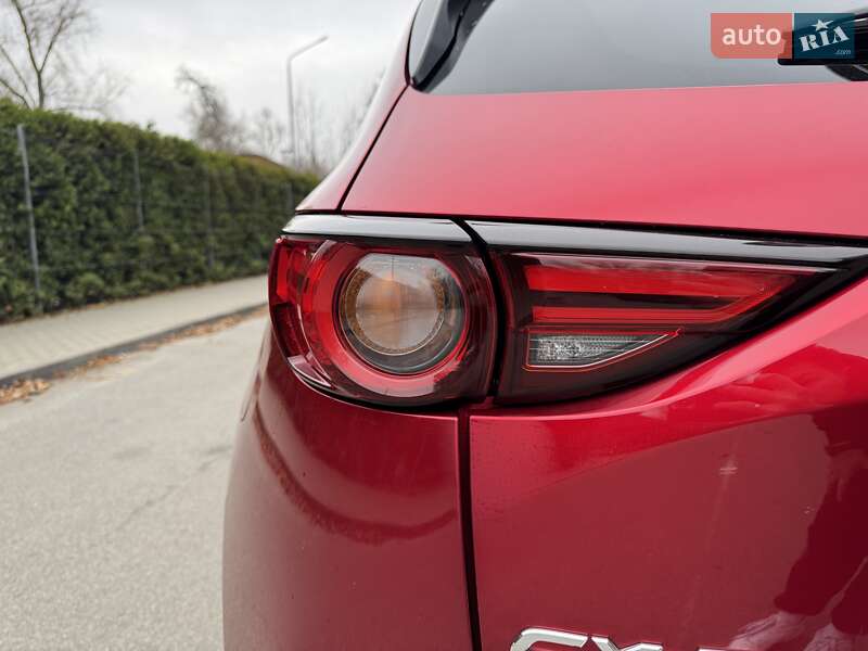 Внедорожник / Кроссовер Mazda CX-5 2017 в Киеве