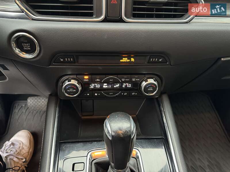 Внедорожник / Кроссовер Mazda CX-5 2017 в Киеве