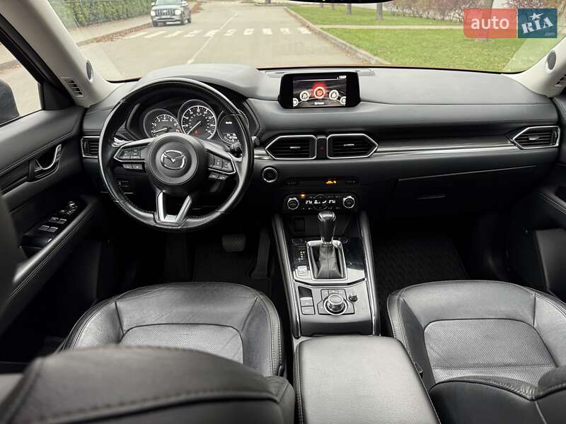 Внедорожник / Кроссовер Mazda CX-5 2017 в Киеве