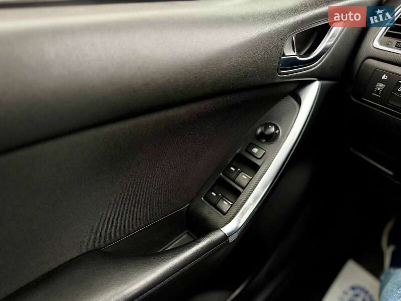 Внедорожник / Кроссовер Mazda CX-5 2016 в Киеве фото 9 Внедорожник / Кроссовер Mazda CX-5 2016 в Киеве