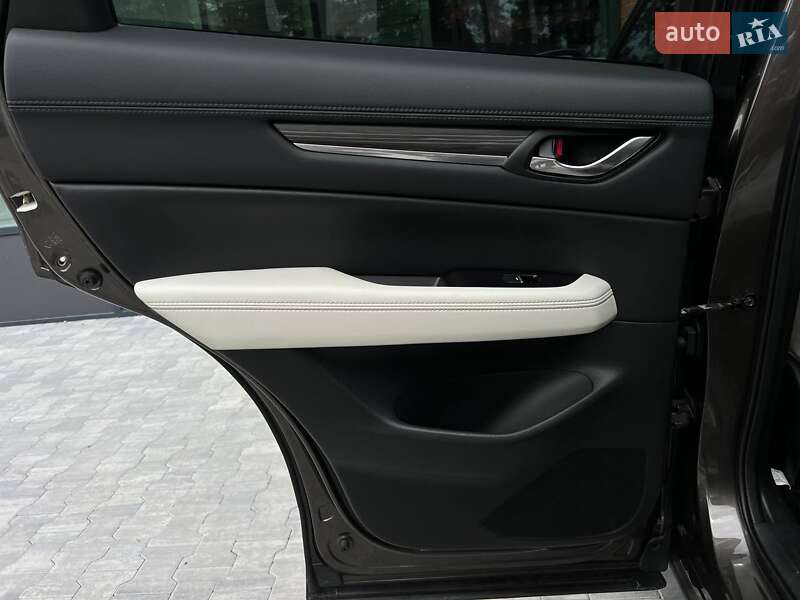 Внедорожник / Кроссовер Mazda CX-5 2018 в Киеве