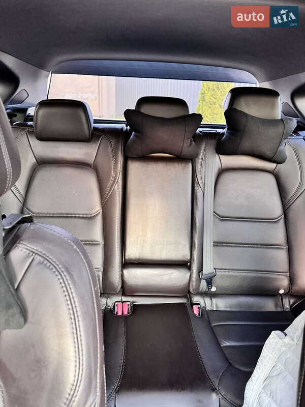 Внедорожник / Кроссовер Mazda CX-5 2022 в Ужгороде