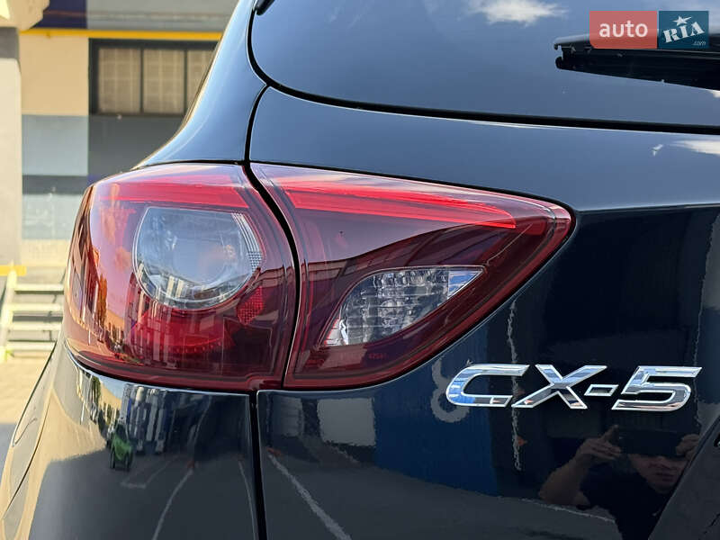 Внедорожник / Кроссовер Mazda CX-5 2015 в Ровно