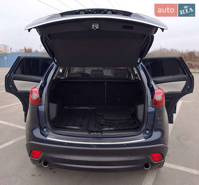 Внедорожник / Кроссовер Mazda CX-5 2015 в Ирпене