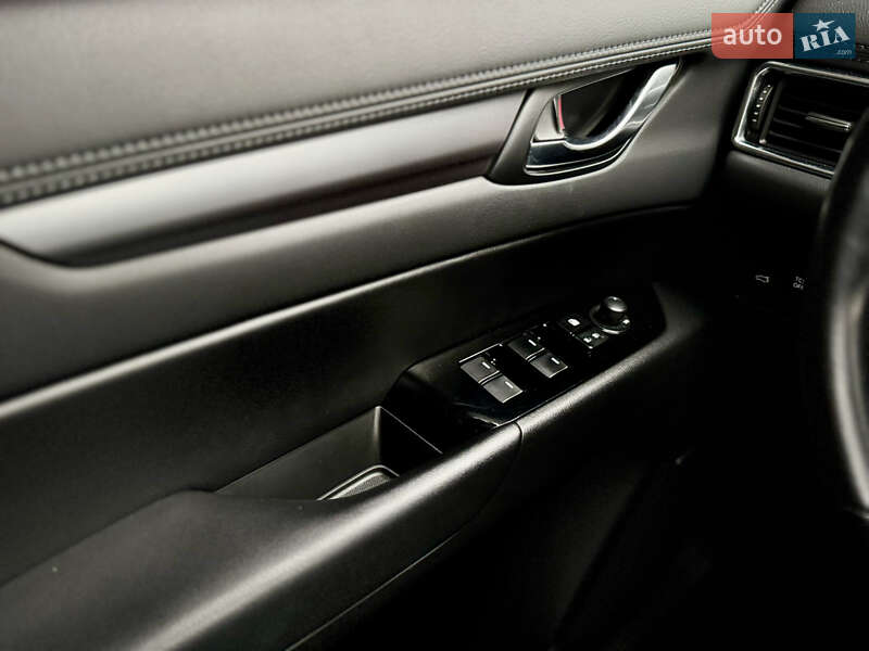 Внедорожник / Кроссовер Mazda CX-5 2018 в Киеве