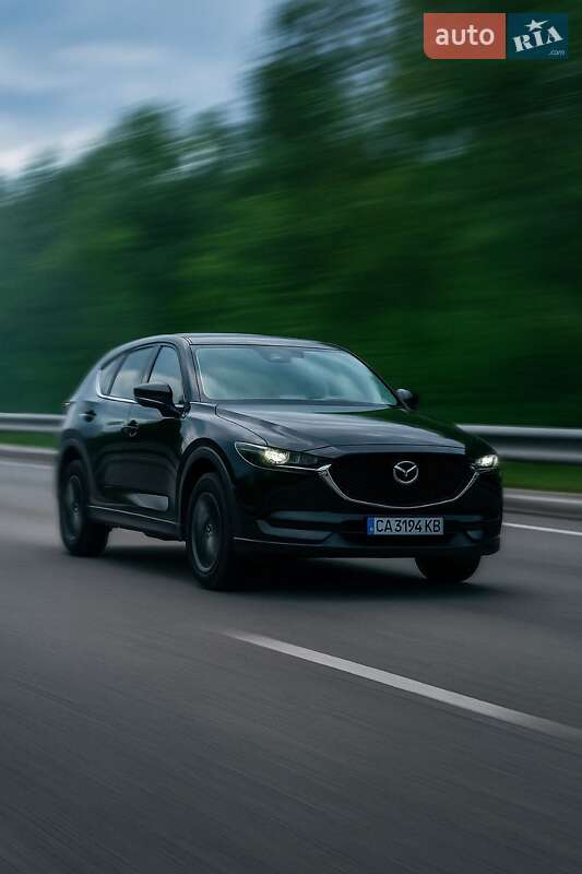 Внедорожник / Кроссовер Mazda CX-5 2017 в Корсуне-Шевченковском