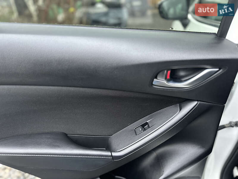 Внедорожник / Кроссовер Mazda CX-5 2015 в Ровно фото 24 Внедорожник / Кроссовер Mazda CX-5 2015 в Ровно