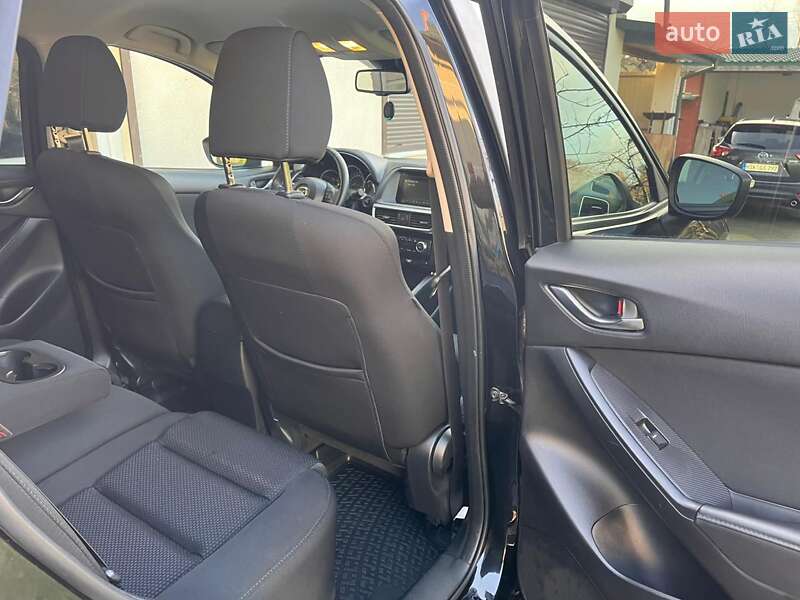 Внедорожник / Кроссовер Mazda CX-5 2015 в Самборе