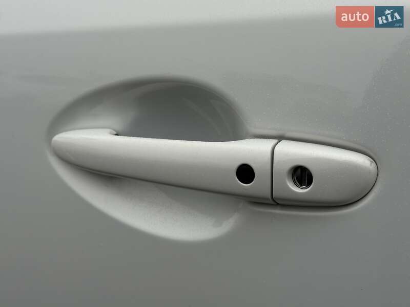 Внедорожник / Кроссовер Mazda CX-5 2014 в Нововолынске