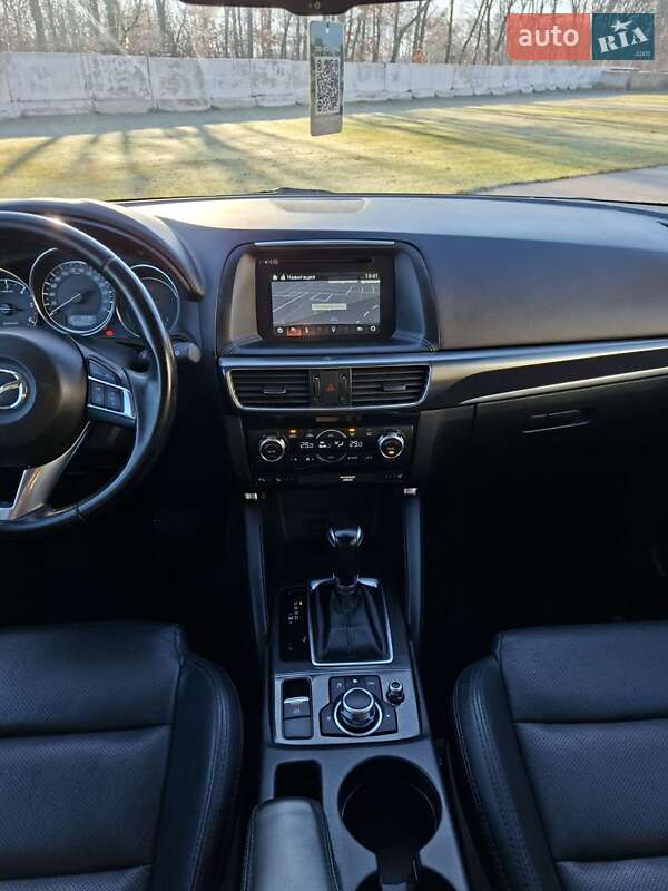 Внедорожник / Кроссовер Mazda CX-5 2016 в Луцке