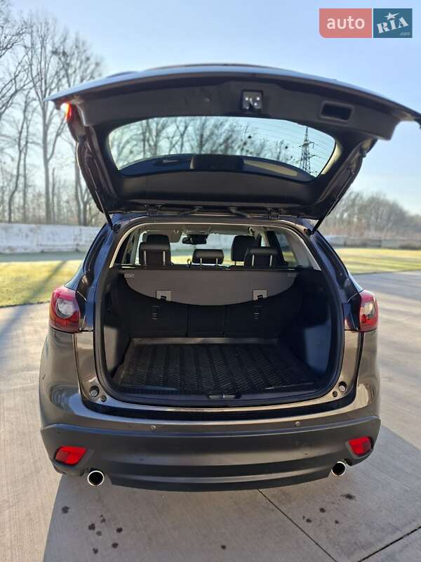 Внедорожник / Кроссовер Mazda CX-5 2016 в Луцке