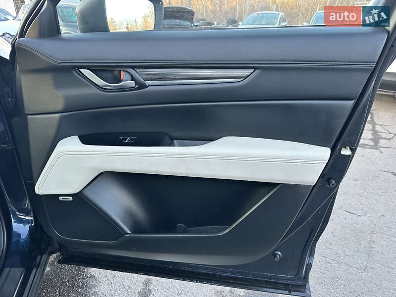 Внедорожник / Кроссовер Mazda CX-5 2018 в Дубно