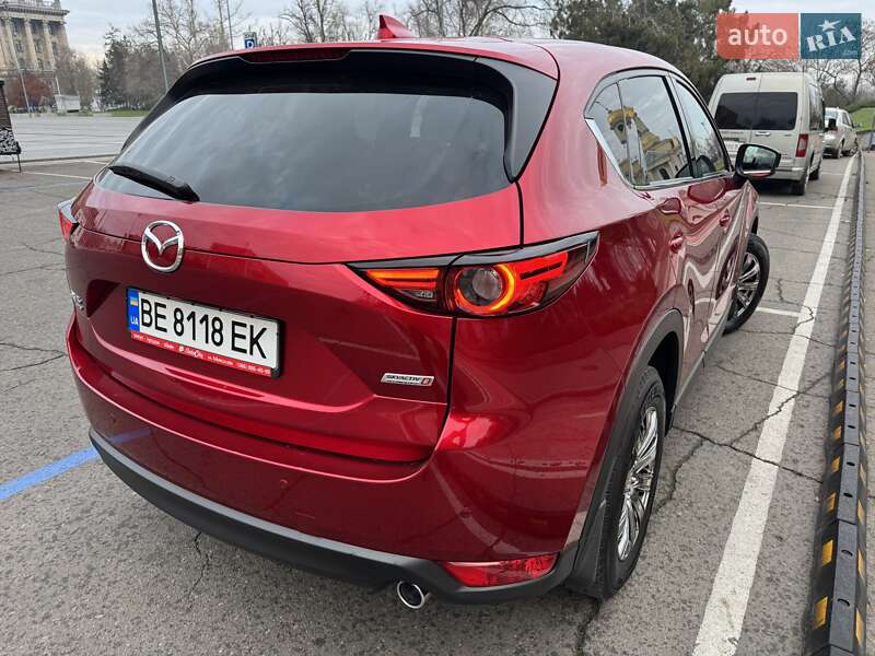 Внедорожник / Кроссовер Mazda CX-5 2017 в Николаеве