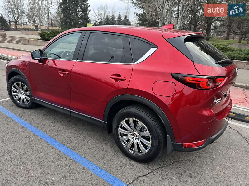 Внедорожник / Кроссовер Mazda CX-5 2017 в Николаеве