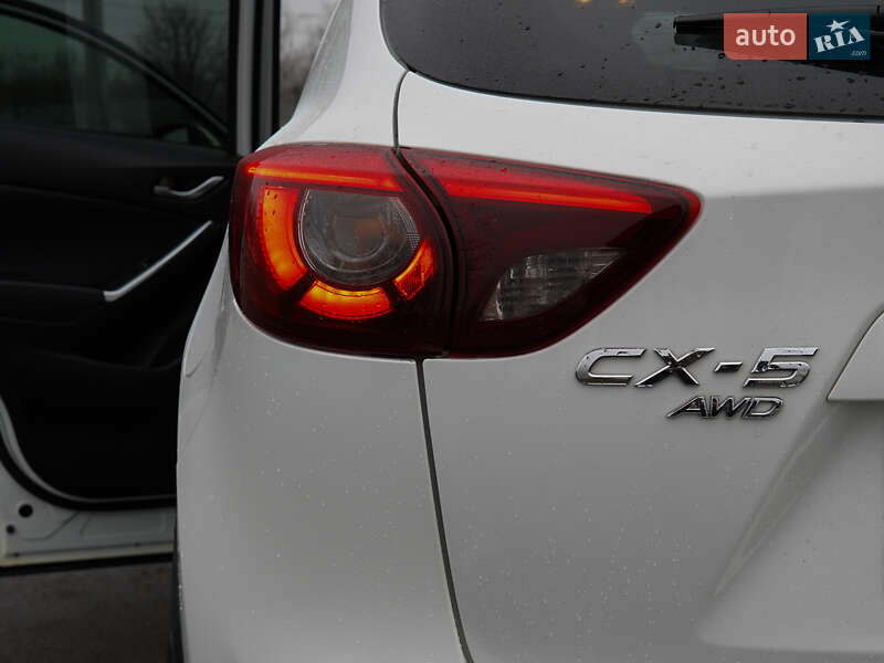 Внедорожник / Кроссовер Mazda CX-5 2017 в Днепре