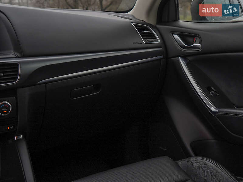 Внедорожник / Кроссовер Mazda CX-5 2017 в Днепре