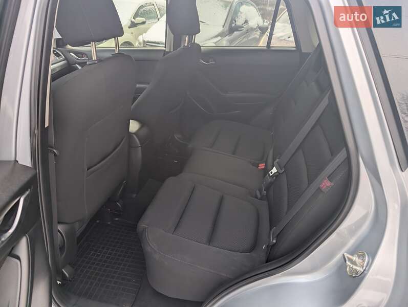 Позашляховик / Кросовер Mazda CX-5 2016 в Рівному