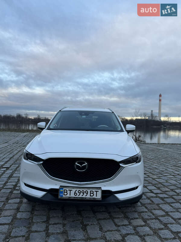 Позашляховик / Кросовер Mazda CX-5 2019 в Ужгороді