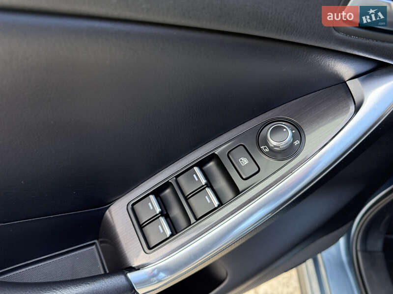 Внедорожник / Кроссовер Mazda CX-5 2015 в Луцке