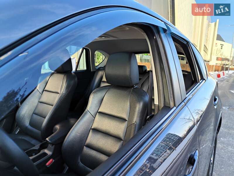 Внедорожник / Кроссовер Mazda CX-5 2016 в Киеве фото 5 Внедорожник / Кроссовер Mazda CX-5 2016 в Киеве