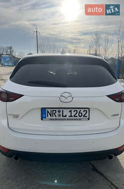 Внедорожник / Кроссовер Mazda CX-5 2017 в Черновцах