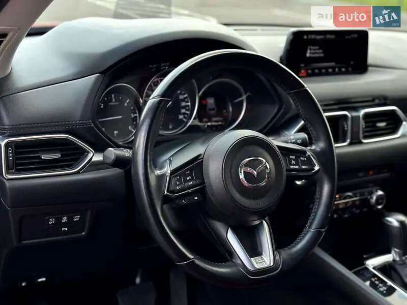 Позашляховик / Кросовер Mazda CX-5 2017 в Млиніві